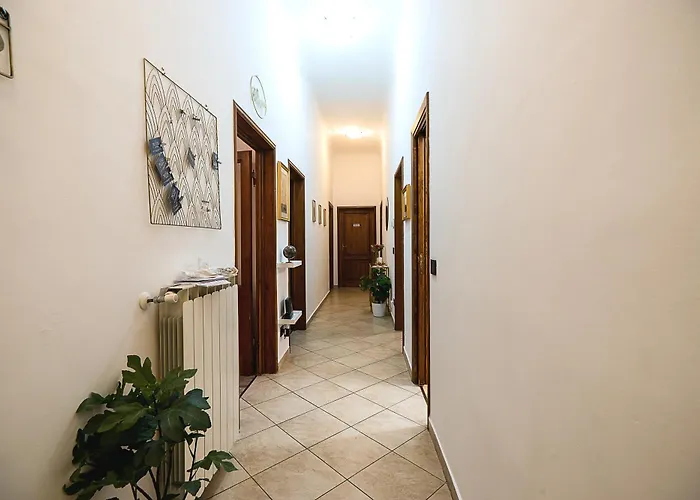 Tina House Florence